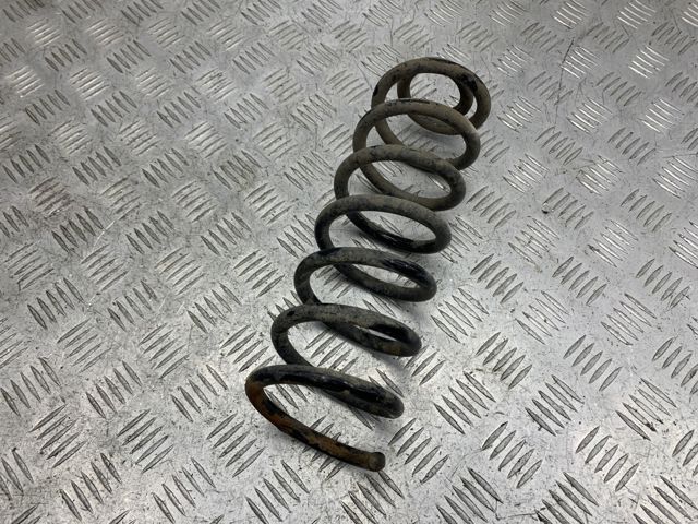 Пружина підвіски задня A1683200508 MERCEDES