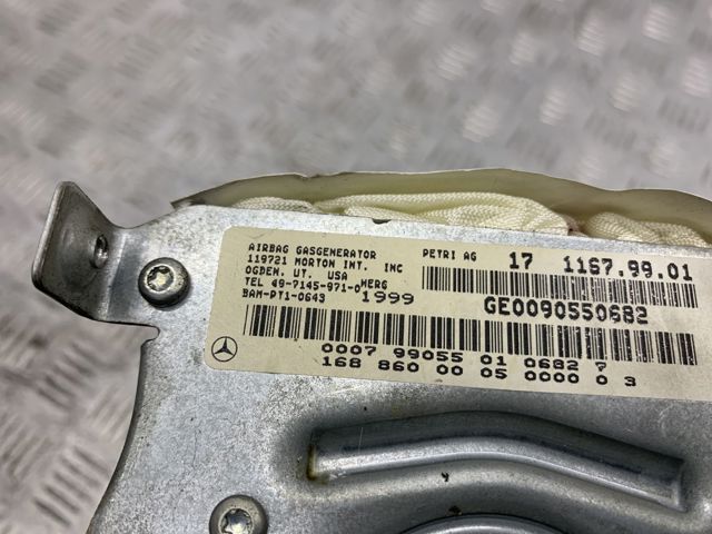 Подушка безпеки бокова A1688600005 MERCEDES