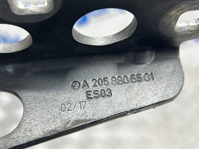 Завіса капота ліва A2058805501 MERCEDES