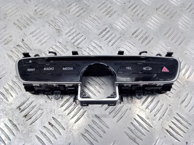 Блок кнопок центральної консолі A2059053901 MERCEDES