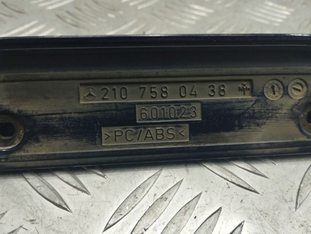 Корпус ліхтаря підсвітки номерного знака A2107580438 MERCEDES
