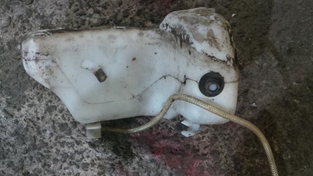 Водяний бачок омивача фар A2118602160 MERCEDES