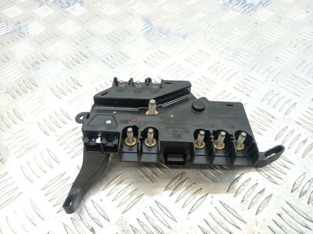 Коробка запобіжників A2225402550 MERCEDES