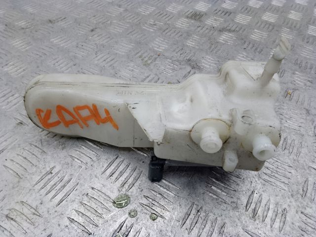 Бачок головного гальмівного циліндру (гальмівної рідини) A2464300202 MERCEDES