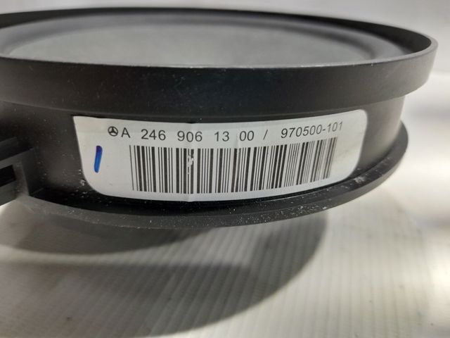 Динамік задньої двері A2469061300 MERCEDES