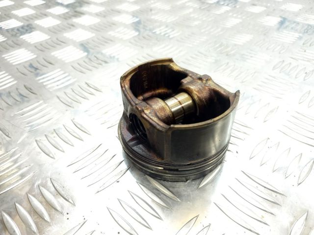 Поршень в зборі A2710306217 MERCEDES