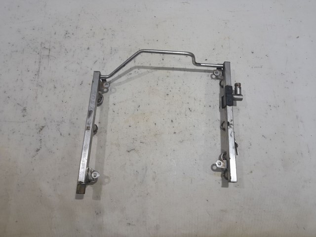Розподільник палива A2720701395 MERCEDES