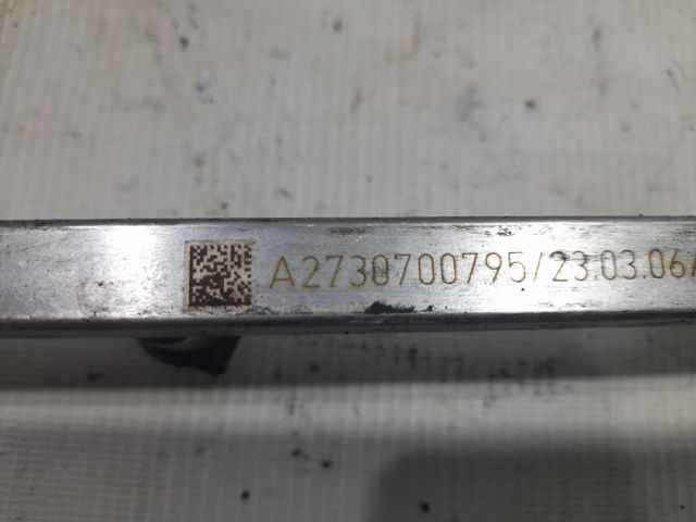 Рампа форсунок системи упорскування палива A2730700795 MERCEDES