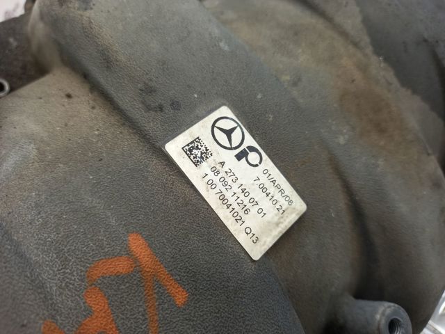 Колектор впускний A2731400701 MERCEDES