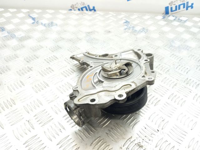 Водяний насос A2732000201 MERCEDES