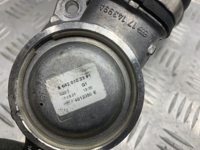 Трубка відводу кар.газов A6420102391 MERCEDES