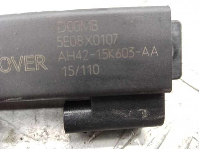Антена автомобильна AH4215K603AA LAND ROVER