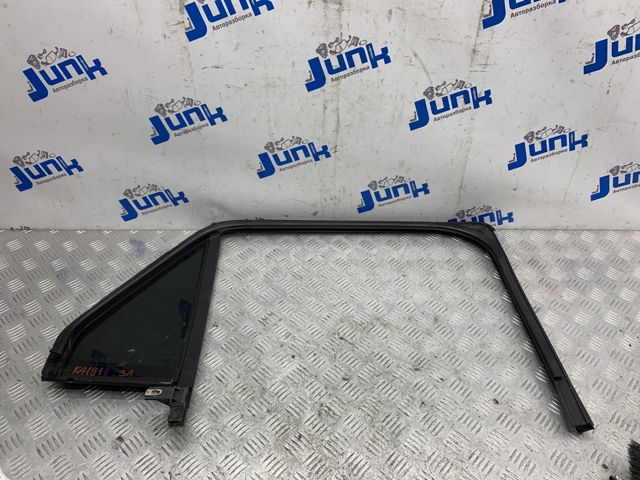 Скло-кватирка двері, задньої, лівої BB5Z7825767A FORD