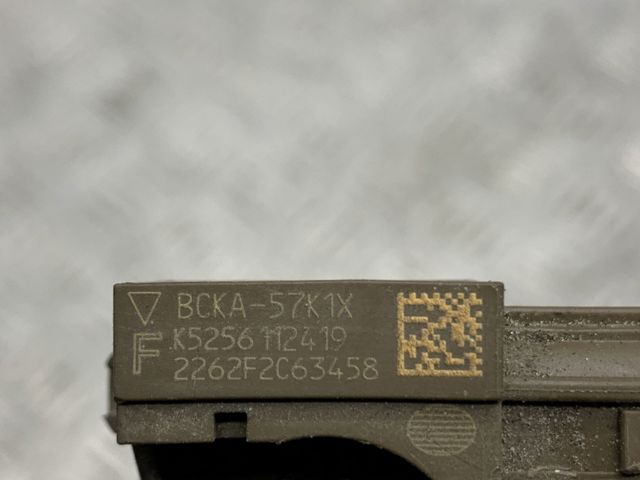 Датчик Ейрбег передній BCKA57K1X MAZDA