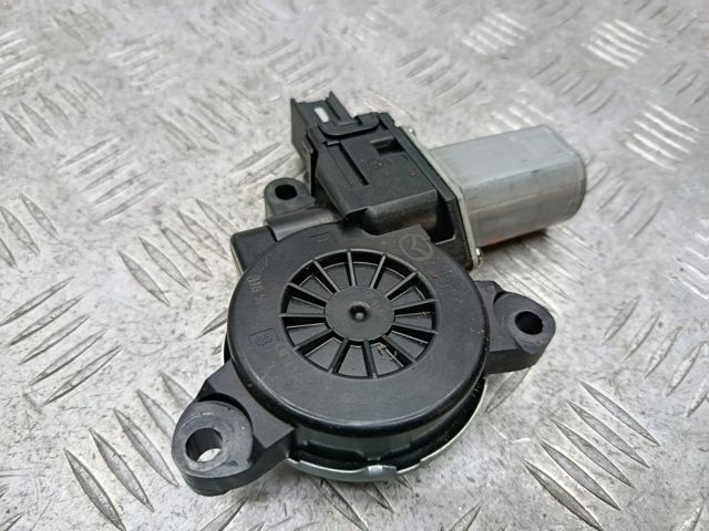 Мотор склопідйомника дверей задніх, правих BHN95858X MAZDA