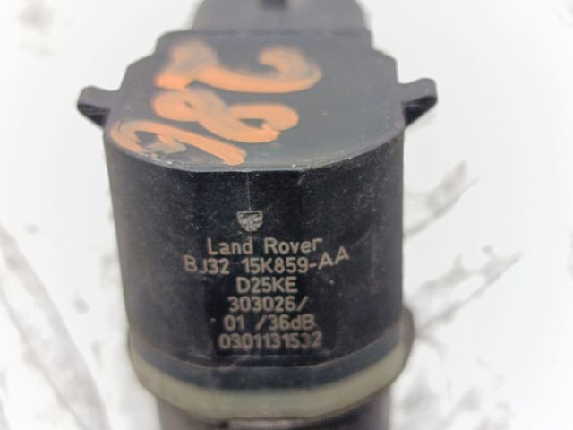 Датчик сигналізації паркування (парктронік), передній бічний BJ3215K859AA LAND ROVER