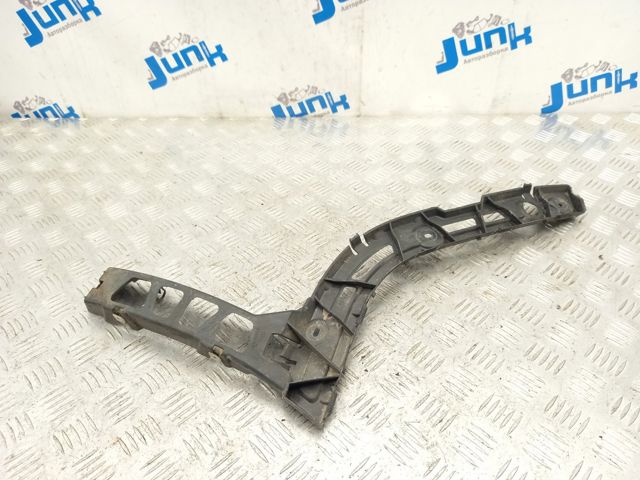 Кронштейн бампера заднього, правий C2Z13533 JAGUAR