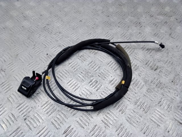 D10E56720B Mazda