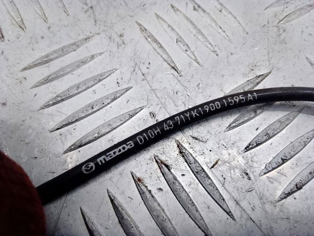 Датчик АБС задній правий D10H4371YB MAZDA