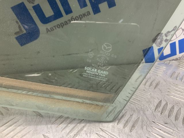 Скло передніх дверей, лівою DB2W59510A MAZDA
