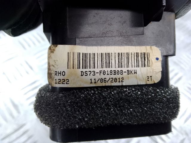 Решітка повітроводу права DS7Z19893BA FORD