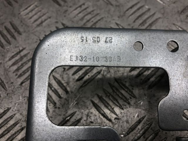 EJ3210239AB Land Rover