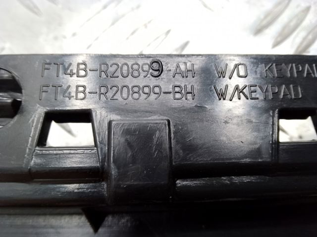 Накладка стійки кузова зовнішня, центральна ліва FT4Z14A626AC FORD