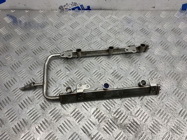Паливна рампа GT4Z9F792A FORD
