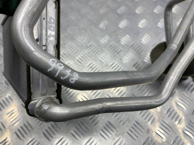 Радіатор пічки (обігрівача) LR015348 LAND ROVER
