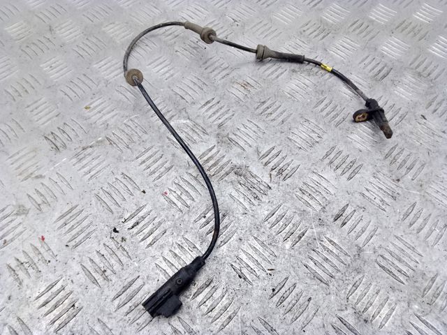 Датчик АБС (ABS) задній LR024203 LAND ROVER