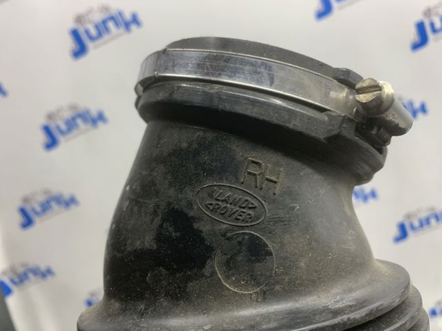 Патрубок повітряний, вихід повітряного фільтра LR036433 LAND ROVER