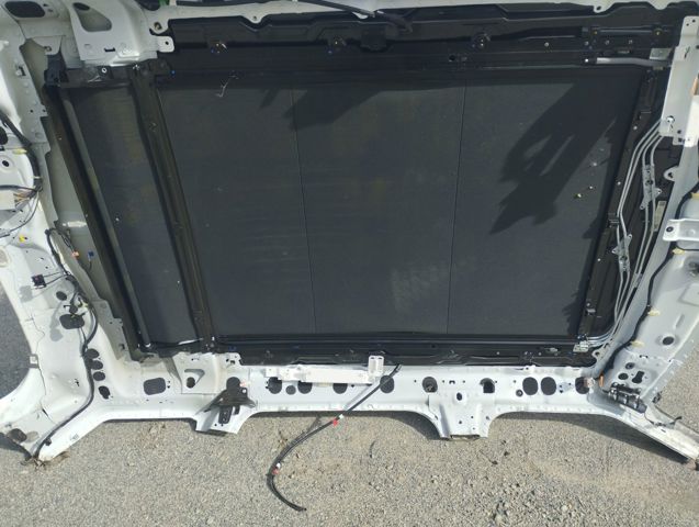 Панель люка LR038279 LAND ROVER