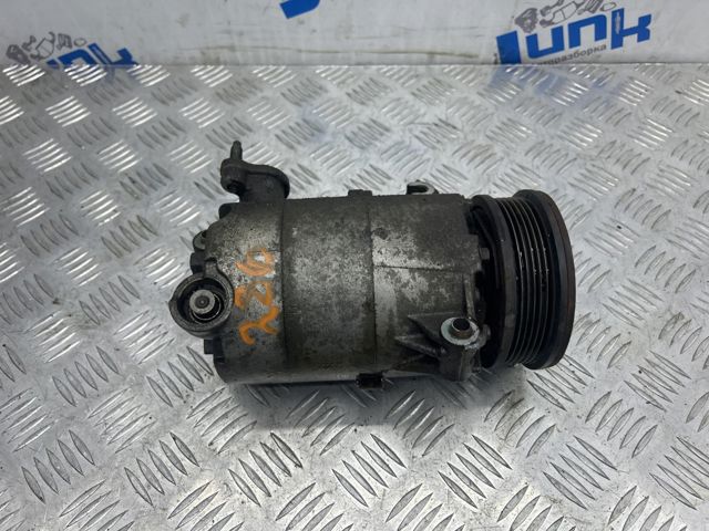 Насос кондиціонера LR041119 LAND ROVER
