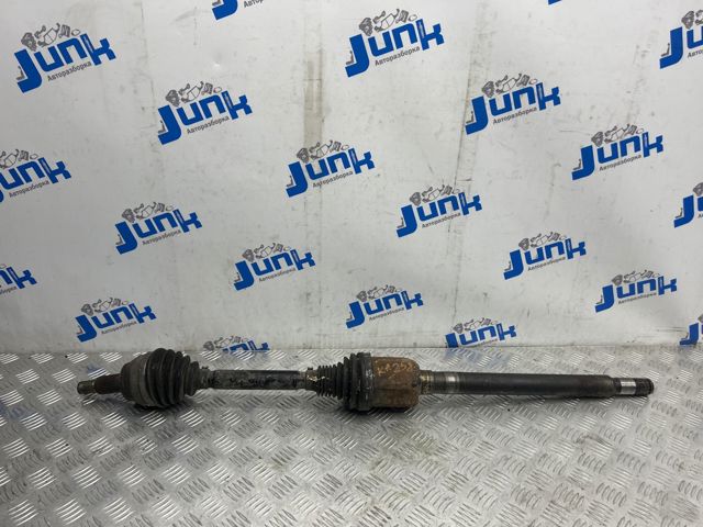 Піввісь передня, права LR045441 LAND ROVER