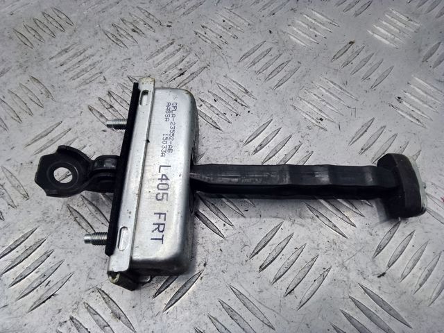 Обмежувач відкриття дверей, передній LR045540 LAND ROVER