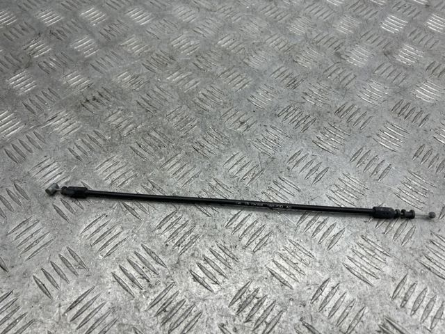 Трос відкривання капота LR056516 LAND ROVER
