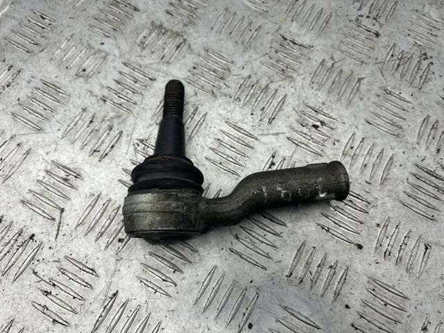 Наконечник рульовий LR059261 LAND ROVER