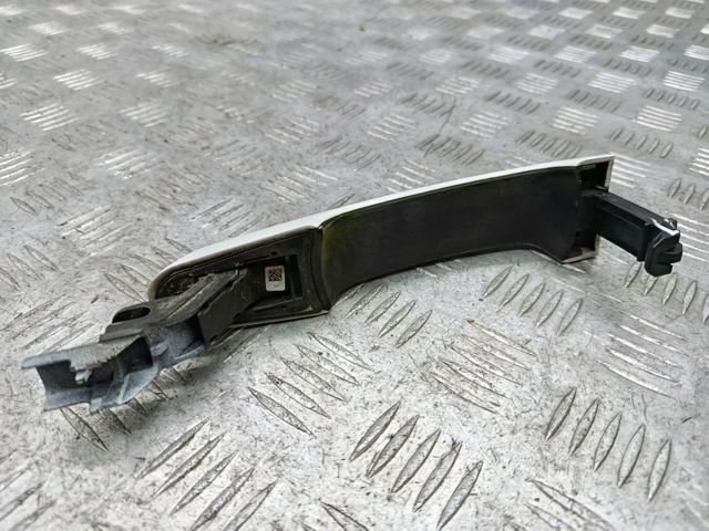 Ручка передньої двері зовнішня LR061201 LAND ROVER