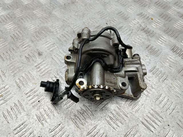 Маслонасос LR061968 LAND ROVER