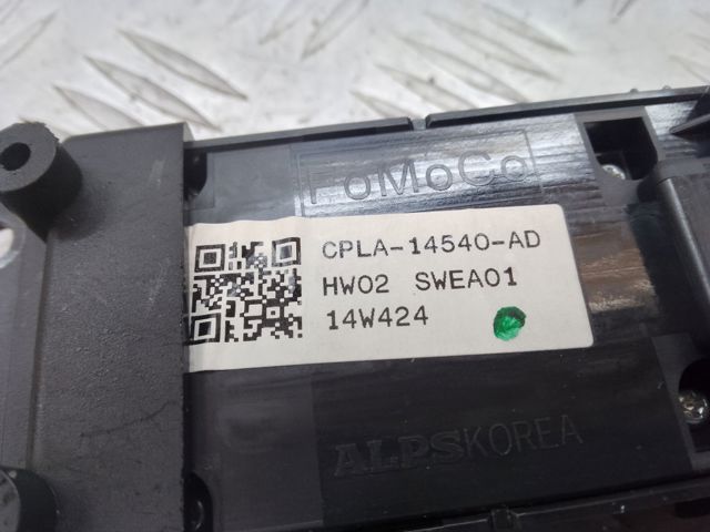 Кнопки переднього лівого склопід'ємника LR066075 LAND ROVER