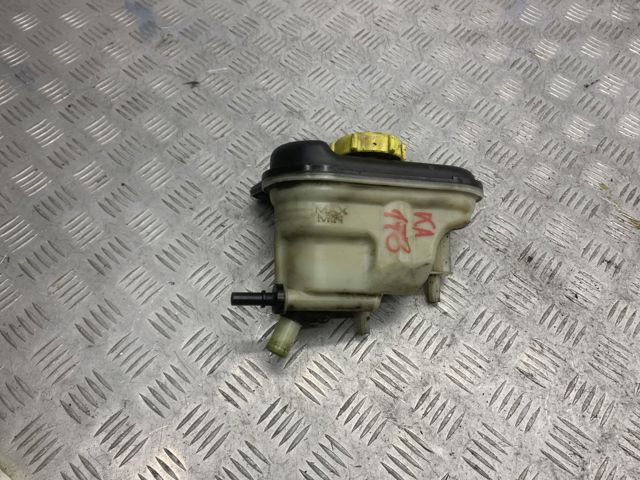 Бачок насоса ГПР LR072550 LAND ROVER