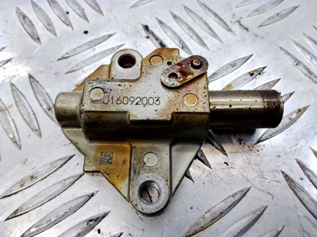 Гідронатяжитель ланцюга PE0112500A MAZDA