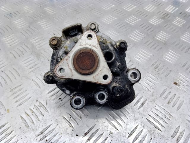 Водяний насос PE0115010D MAZDA