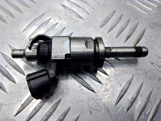 Форсунка паливна PYFA13250A MAZDA