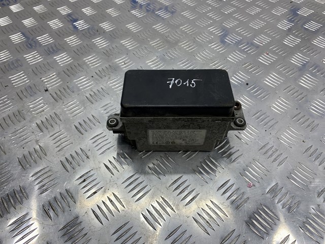 Радарний датчик дистанції YDB500011 LAND ROVER
