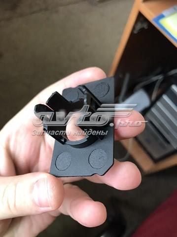 Заглушка кузова (підлоги) 285335DA0A NISSAN