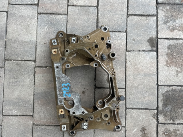 Кріплення кпп 4M4399263AB VAG