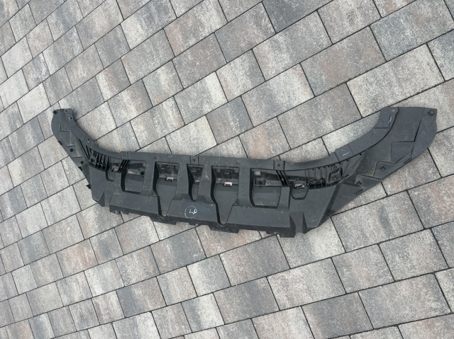 Кенгурятник 4M8807611D VAG