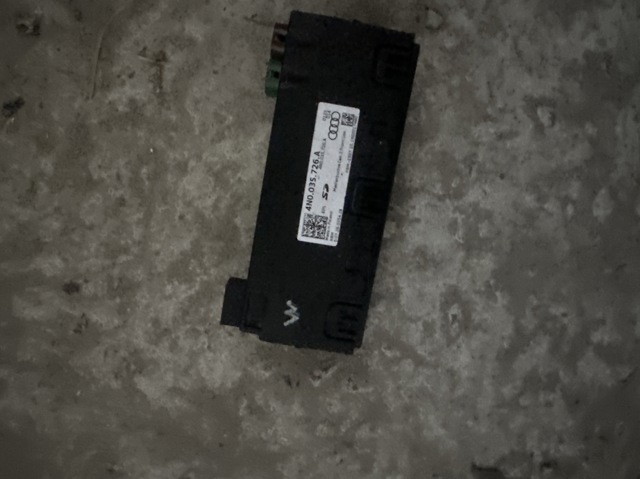 USB-розгалужувач 4N0035726A VAG