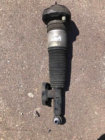 Стійка задня права 37106874594 BMW